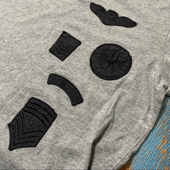 Saks Fifth Ave x Anthony Davis Patch Tee Gray large - Picture 8 of 10